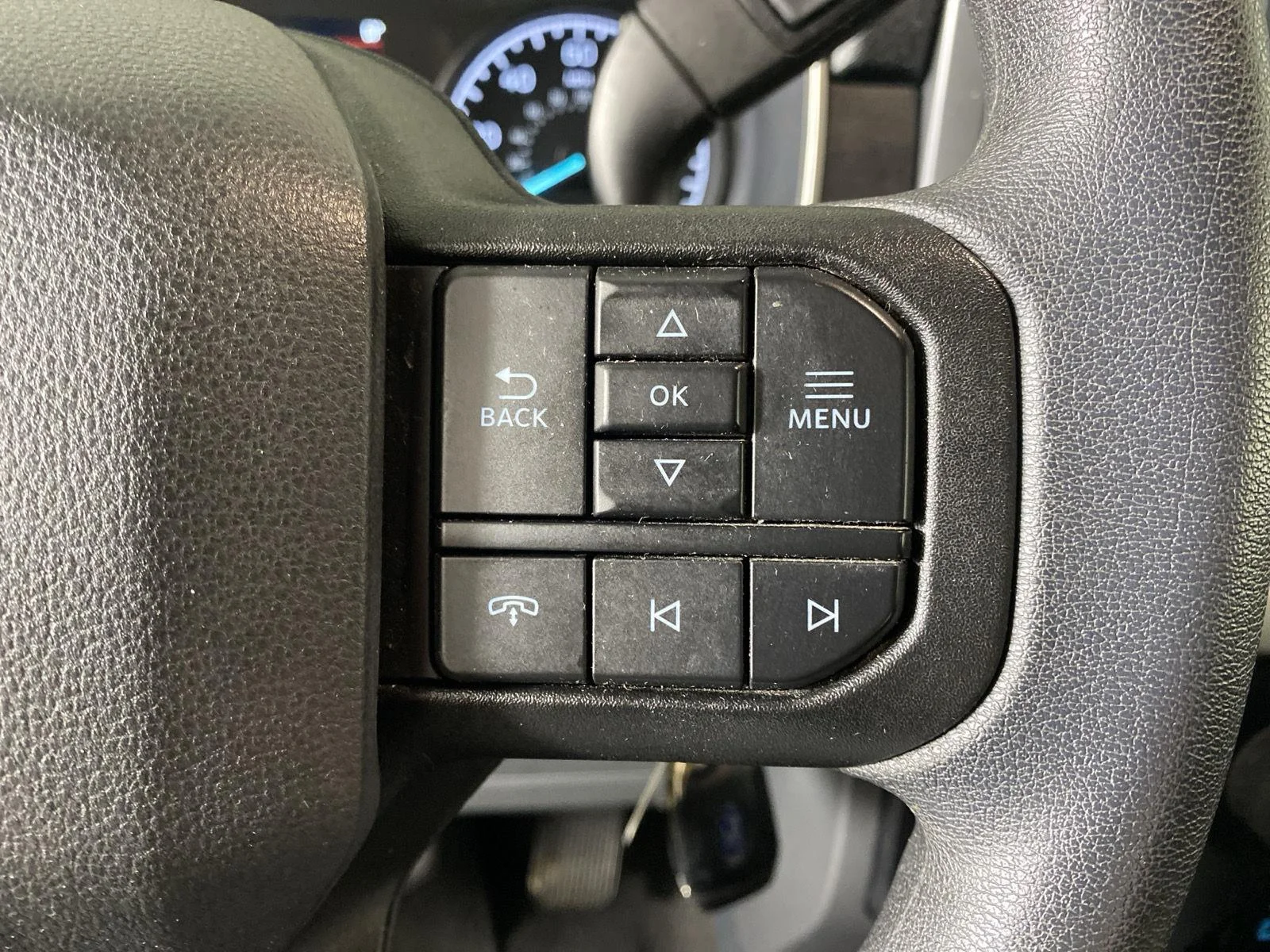 Used 2022 Iconic Silver Ford XLT image 17