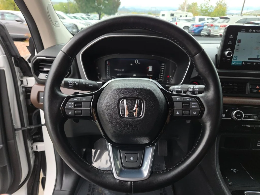 Certified Used 2024 Platinum White Pearl Honda AWD ELITE image 35
