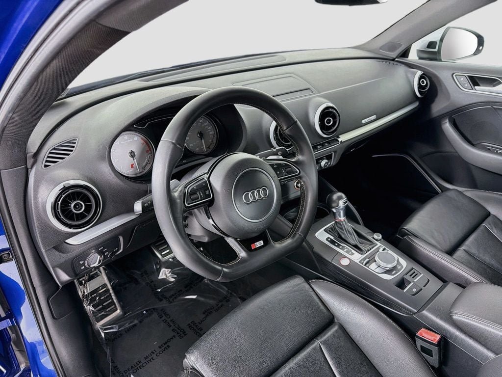 Used 2016 Sepang Blue Pearl Effect Audi 4dr Sedan quattro 2.0T Premium Plus image 9