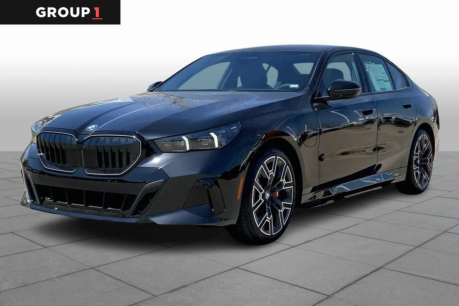 2026 BMW 5 Series 550e xDrive Sedan's photo