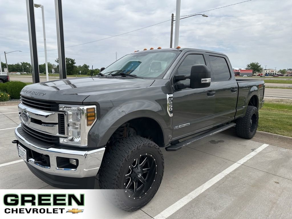 2018 Ford F-250 XLT 4x4 Crew Cab 6-3/4' Box's photo