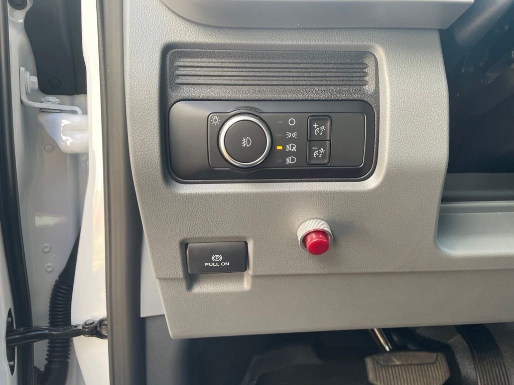 New 2026 Oxford White Ford F-550® XL image 16