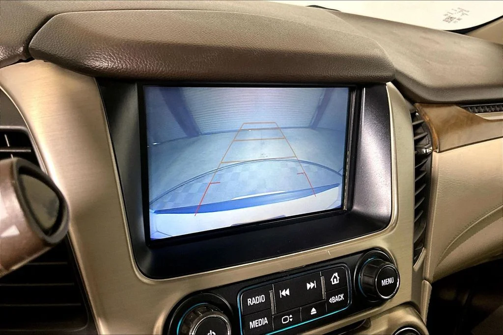 Certified Used 2019 Summit White GMC Denali image 17