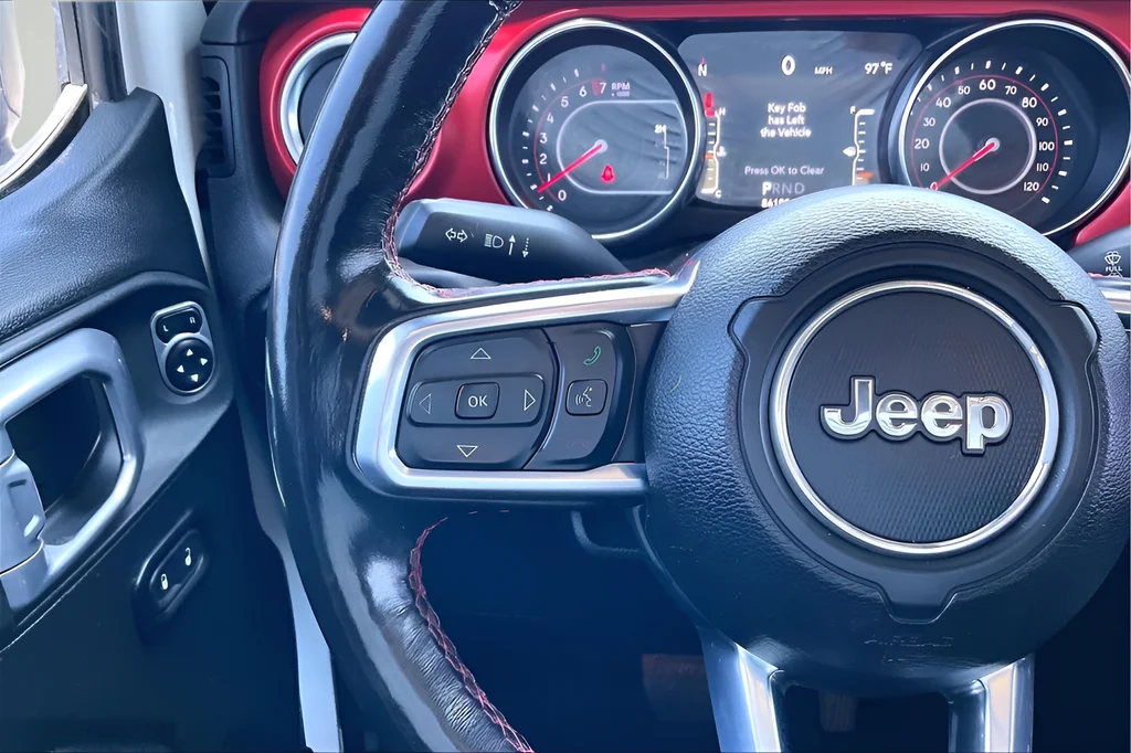 Used 2021 White Jeep Unlimited Rubicon image 10