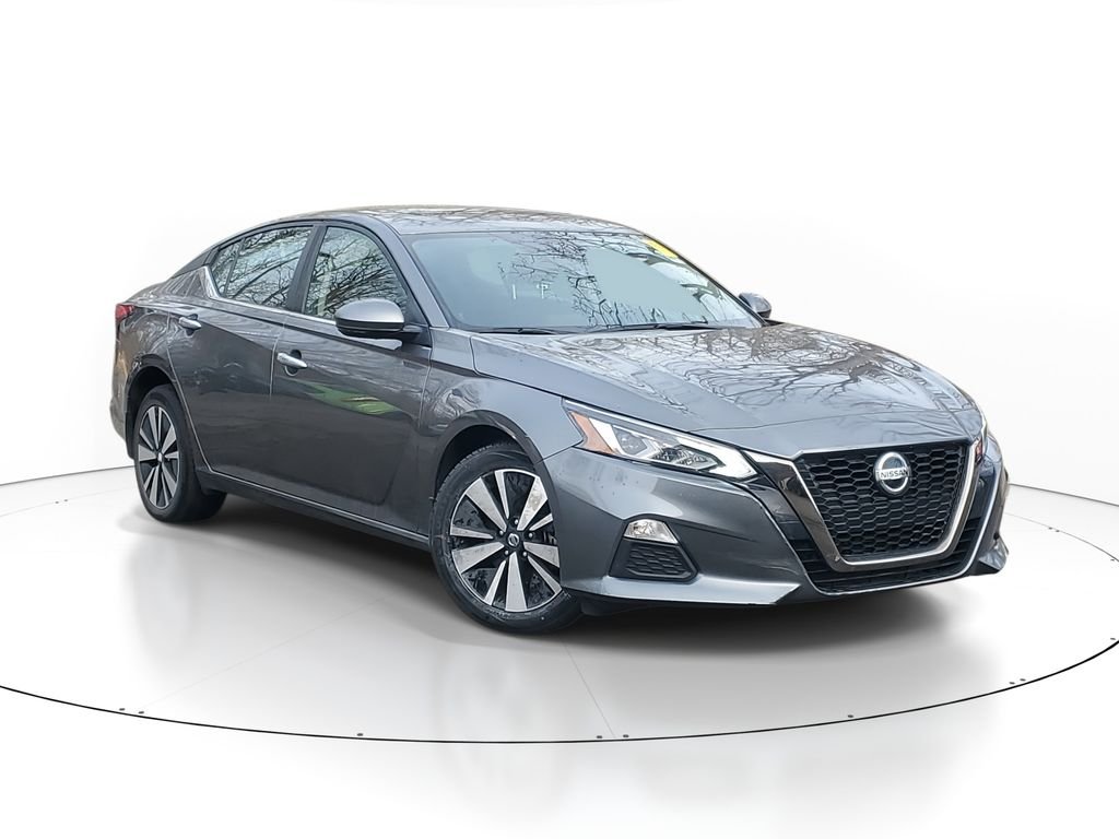 2022 Nissan Altima SV