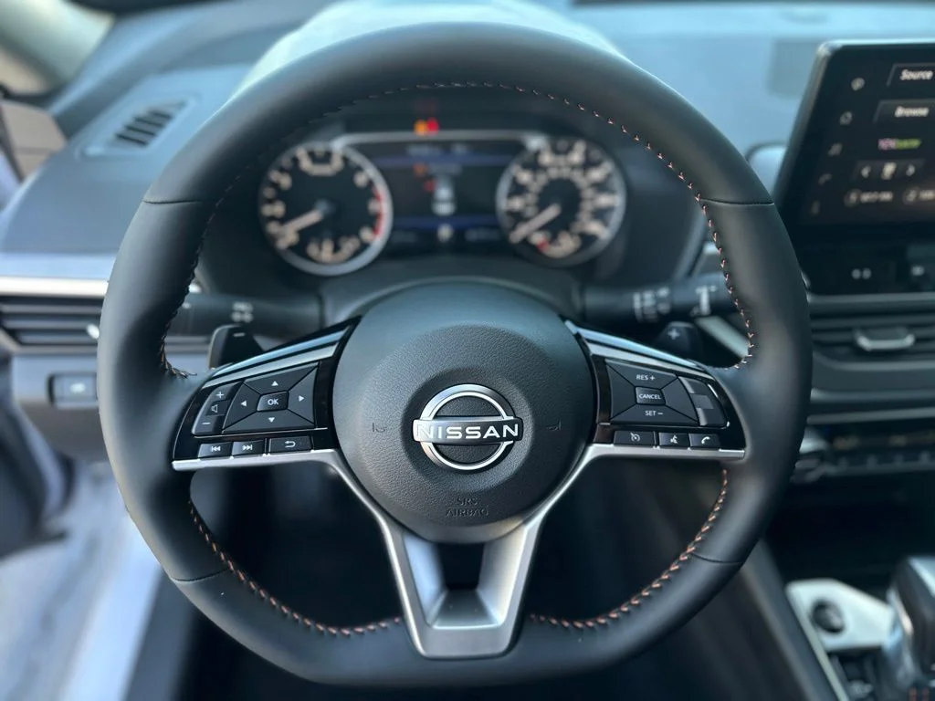 New 2026 Gray Sky Pearl / Super Black Two-tone Nissan SR Midnight Edition® image 26