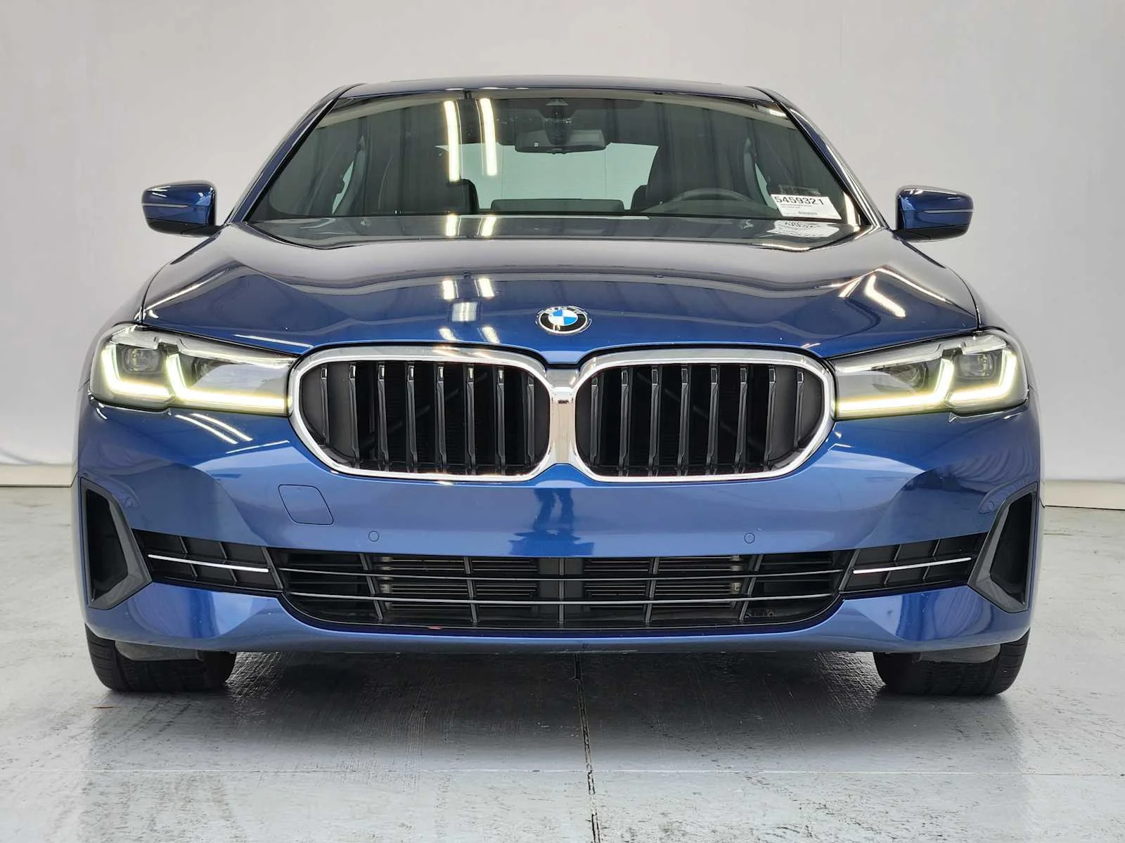 Used 2021 Phytonic Blue Metallic BMW 530i image 2