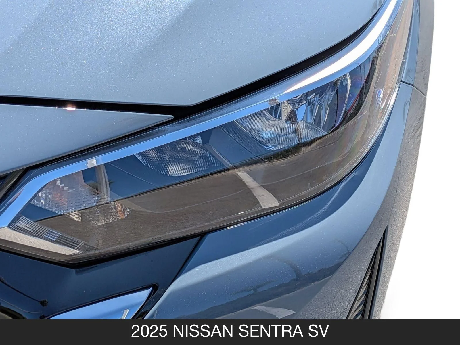 Used 2025 Atlantic Gray Metallic Nissan SV image 10