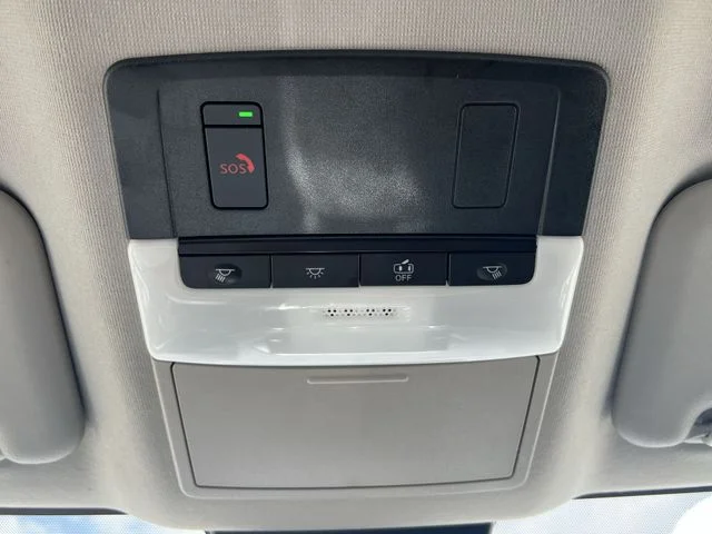 Used 2025 White Nissan SV image 29