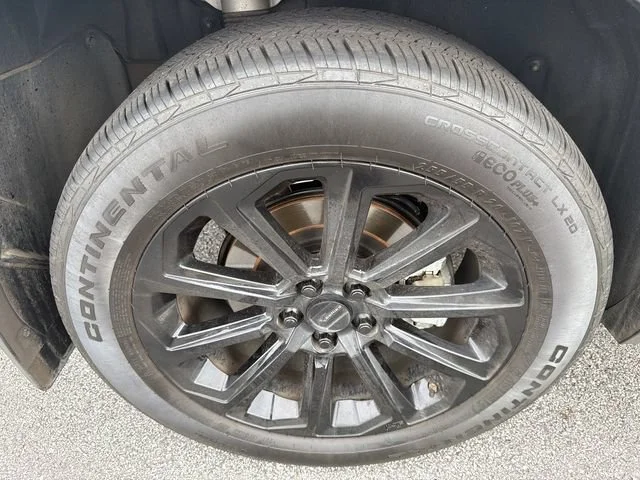 Used 2026 White Toyota LE image 17