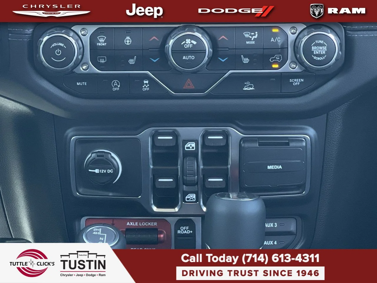 New 2026 Black Clear-Coat Exterior Paint Jeep Rewind image 19