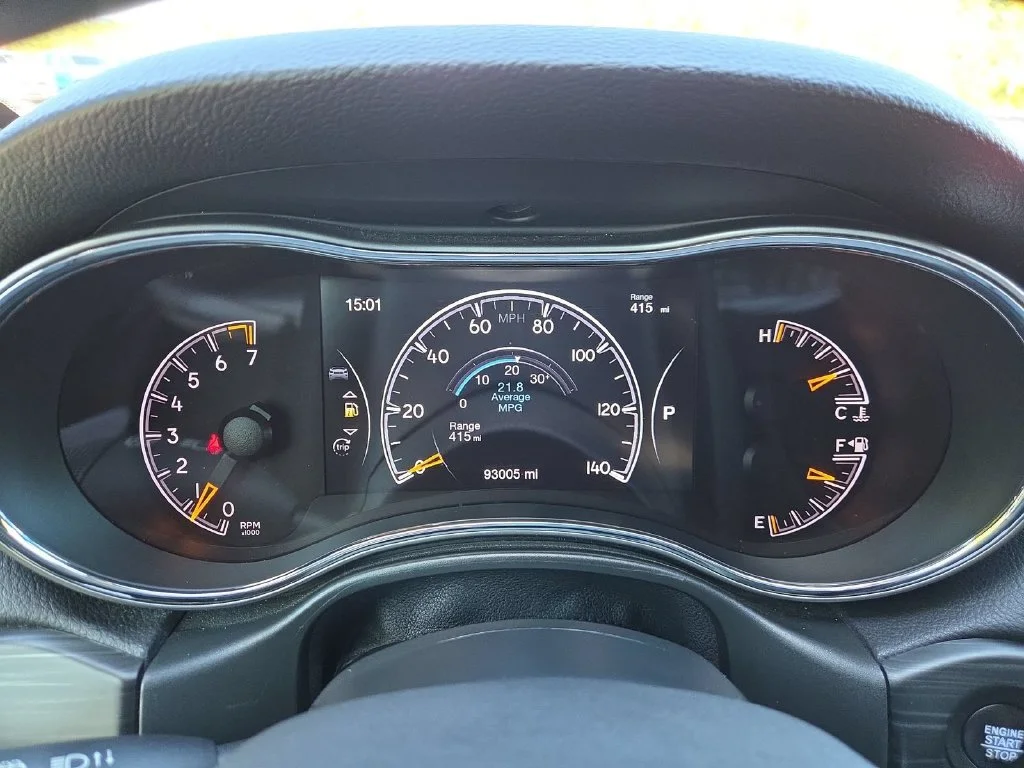 Certified Used 2020 White Jeep Altitude image 21