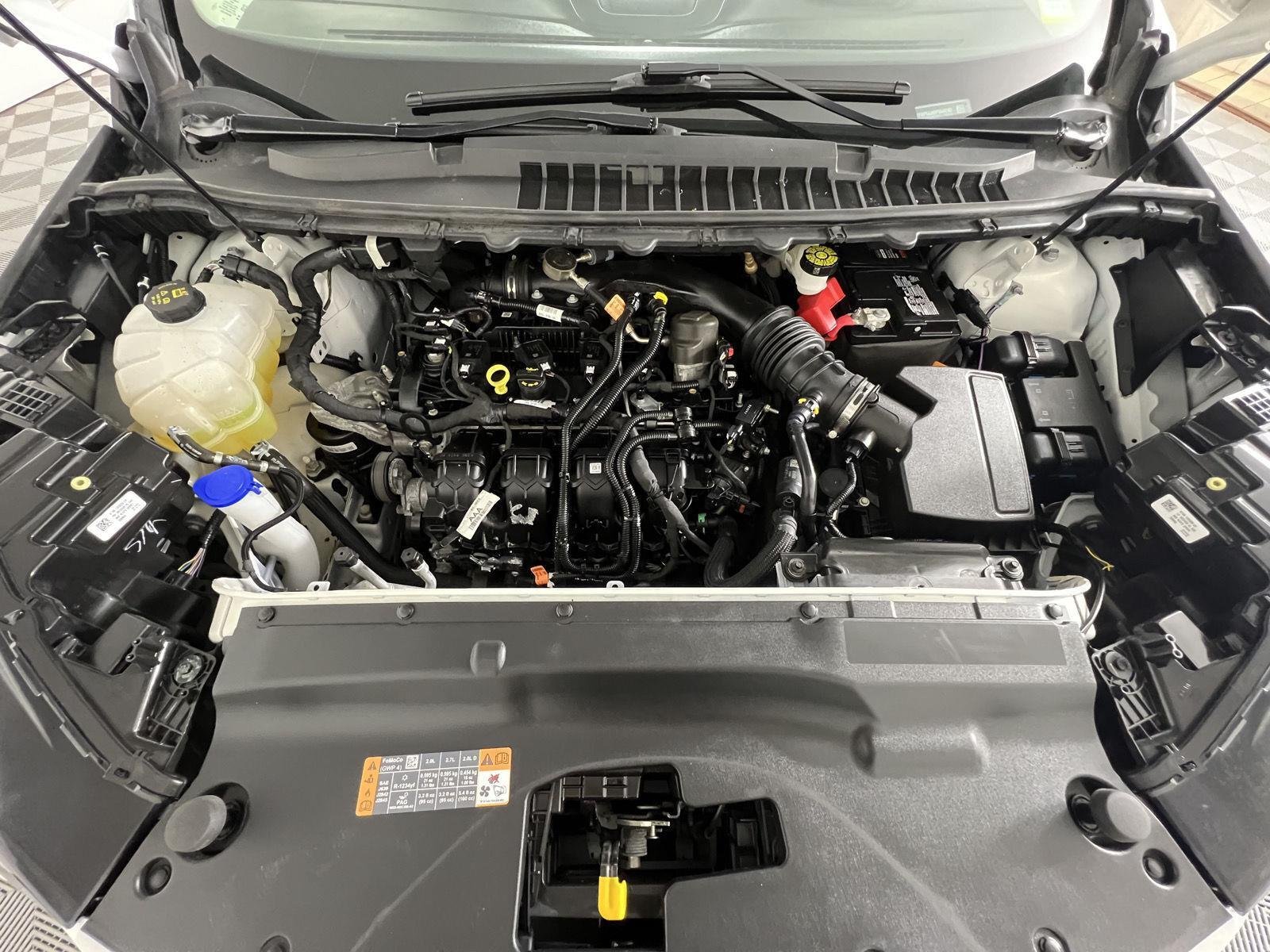 Used 2023 Oxford White Ford SEL image 20