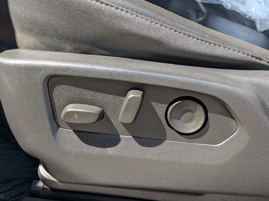 Used 2025 Gray Chevrolet LT image 13