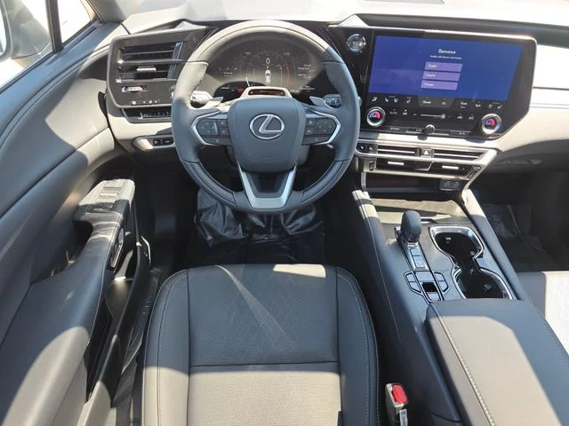 New 2026 Eminent White Pearl Lexus PREMIUM PLUS image 20
