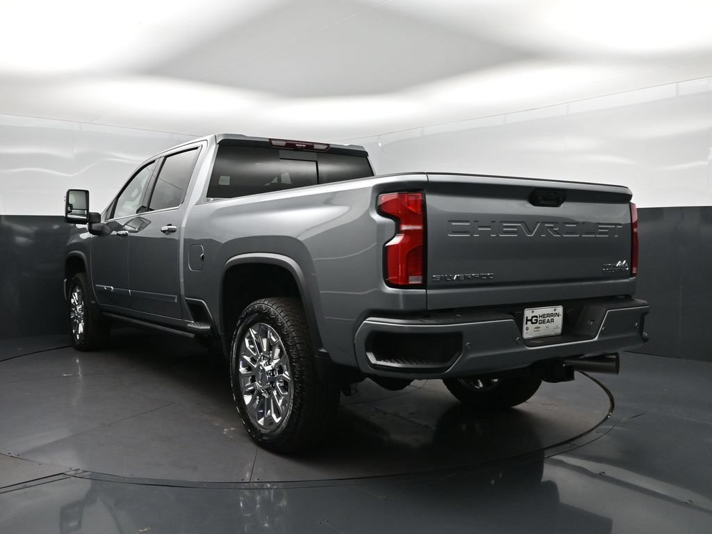 New 2026 Sterling Gray Metallic Chevrolet High Country image 5