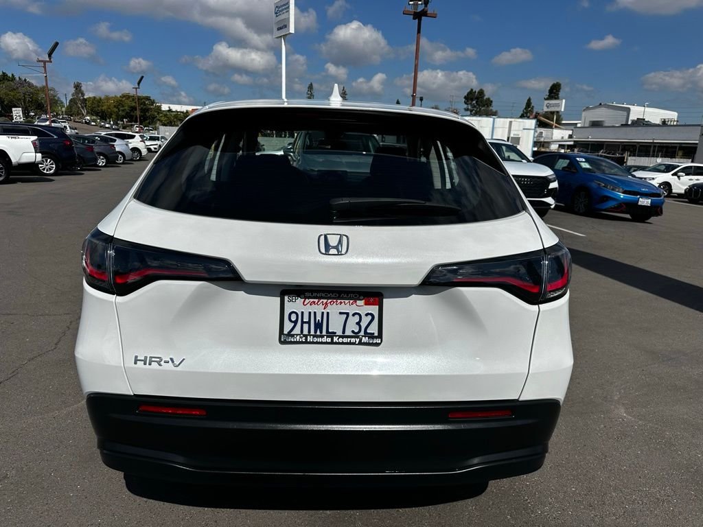 Used 2024  Honda LX image 4