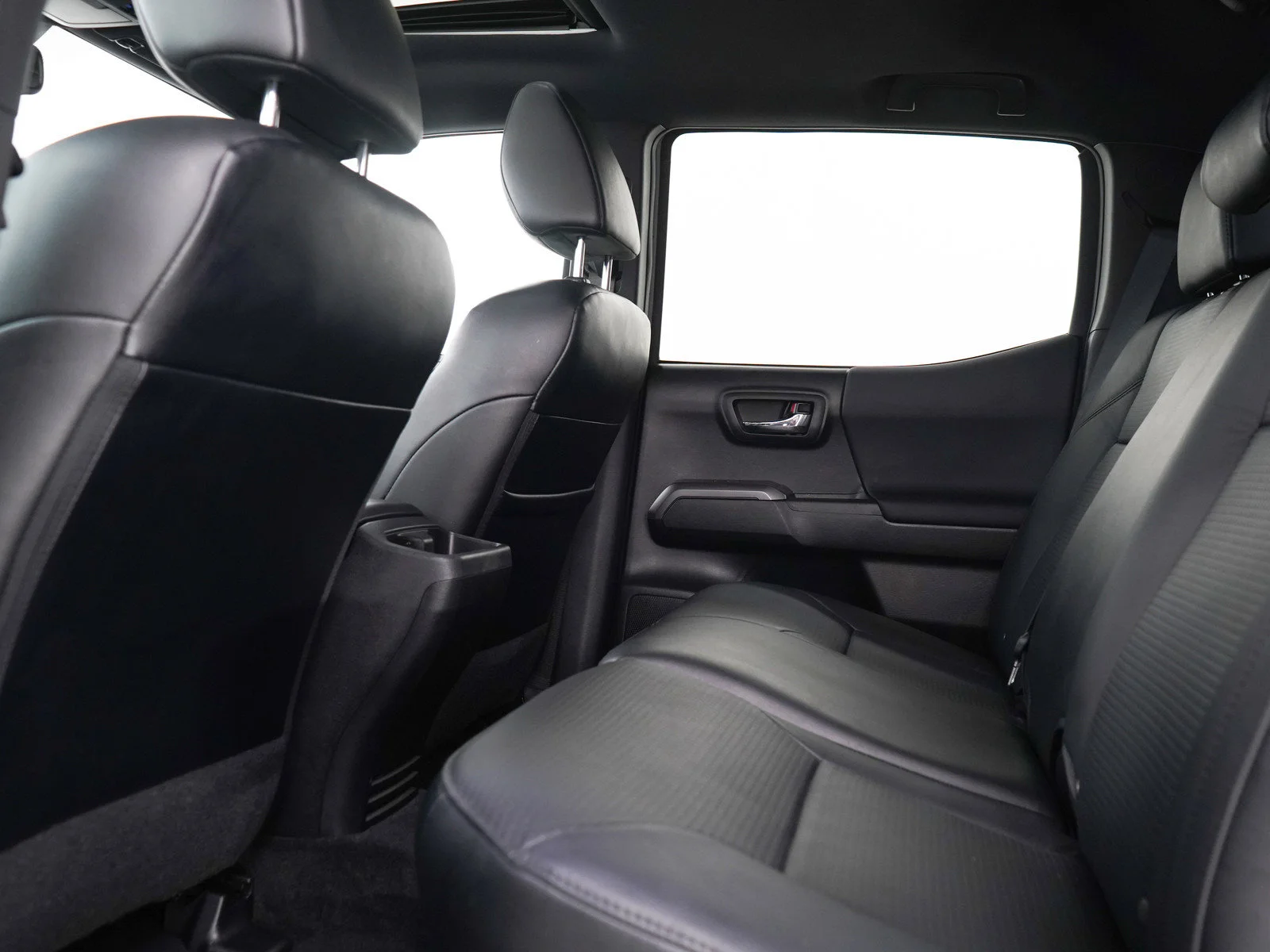 Used 2021 Gray Toyota SR image 18