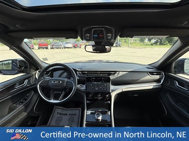 Used 2022 Baltic Gray Metallic Clearcoat Jeep Altitude image 18