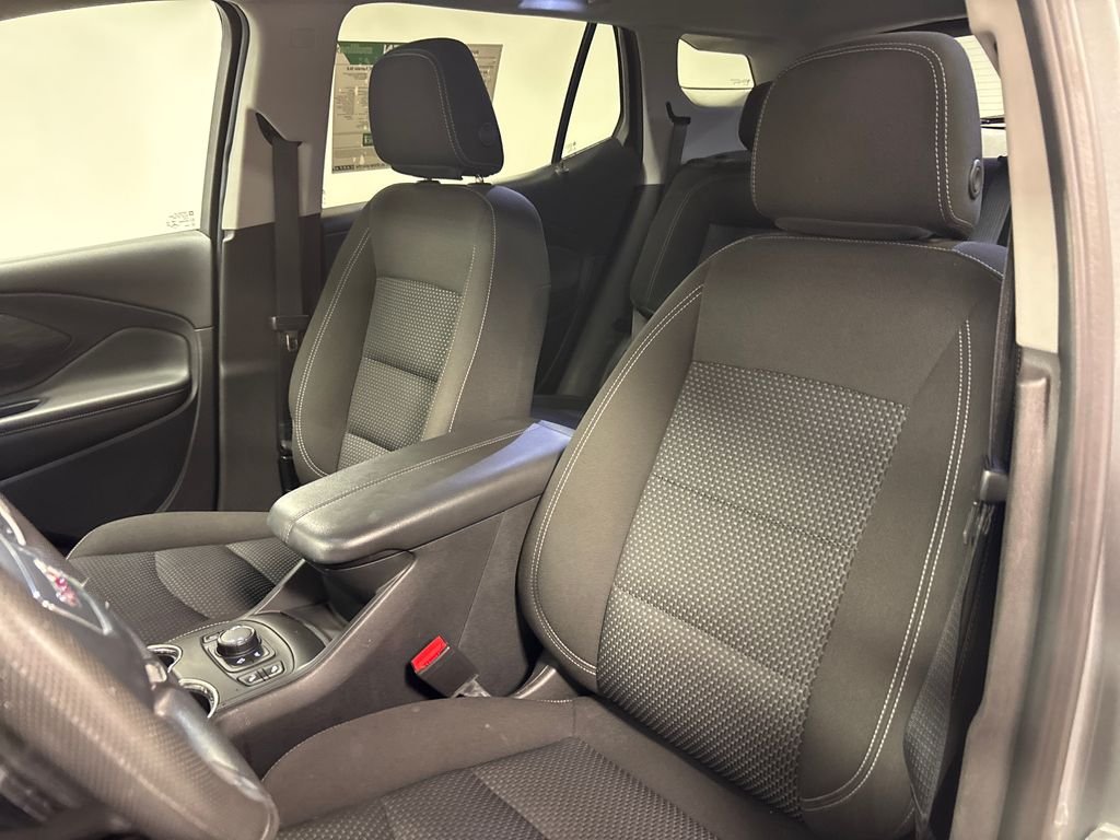 Used 2023 Silver GMC SLE image 25