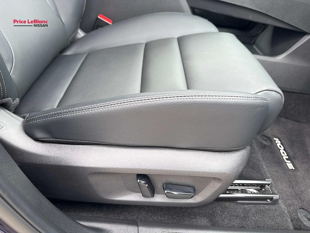 Certified Used 2025 BLUE Nissan SL image 12