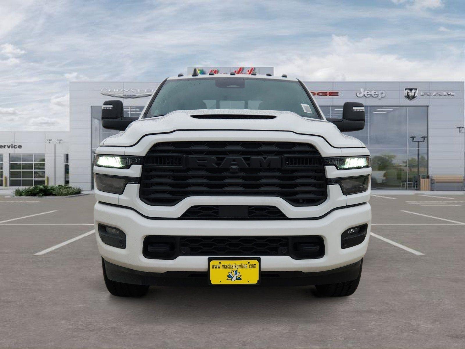 New 2026 Bright White Clear-Coat Exterior Paint RAM Black Express image 8
