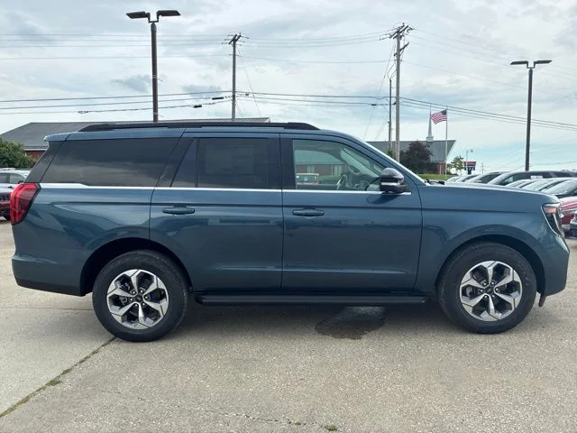 New 2027 Nocturnal Blue Metallic Ford Active image 11