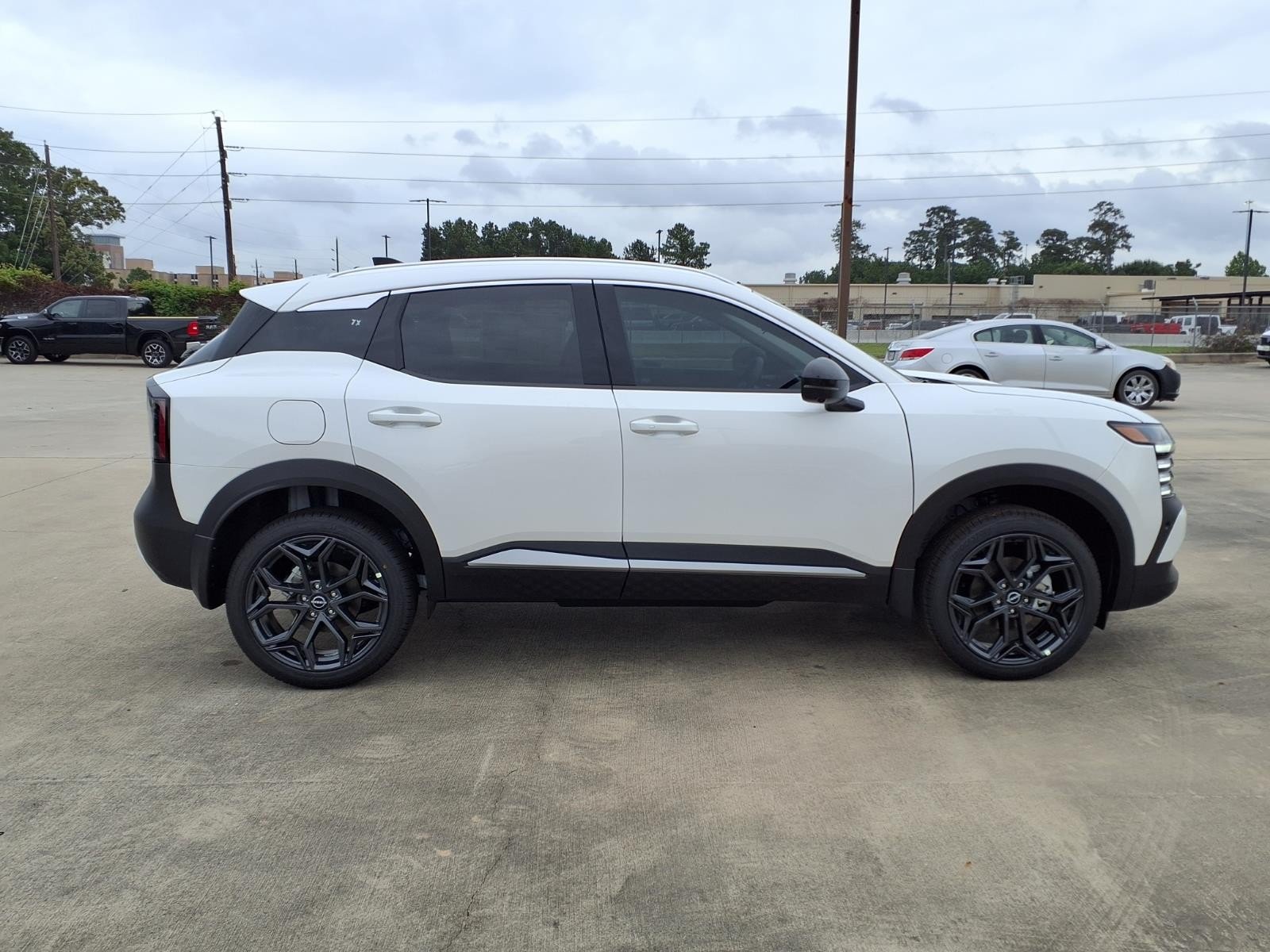 2026 Nissan Kicks SR White at Robbins Nissan