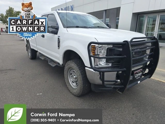 Used 2018 White Ford XL image 4