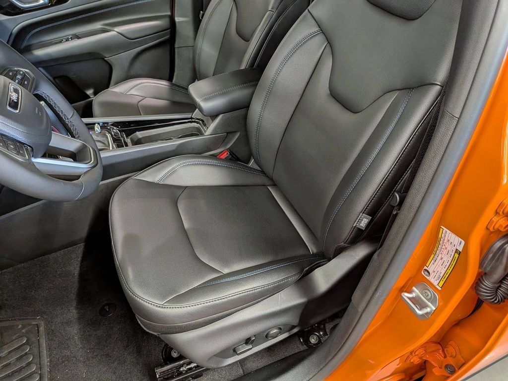 New 2026 Joose Exterior Paint Jeep Limited image 14