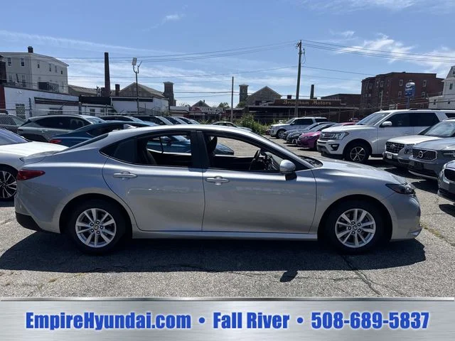 Used 2025 Silver Toyota LE image 3
