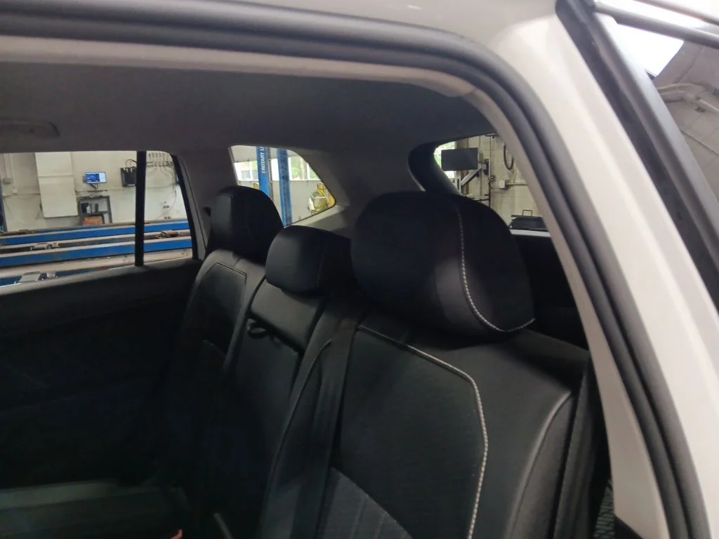 Used 2022 Pure White Volkswagen 2.0T SE image 30