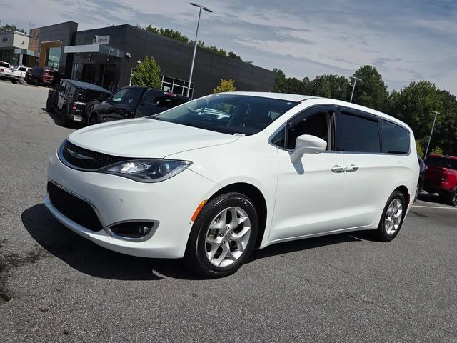 Used 2019 White Chrysler Touring Plus image 3
