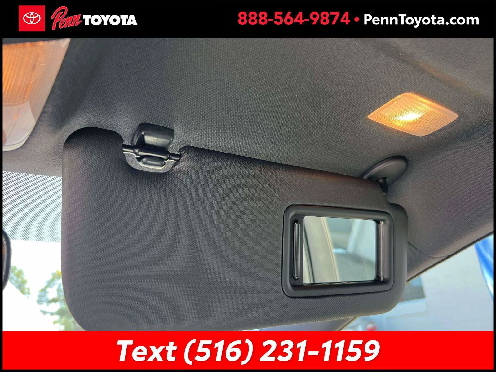 Used 2019 CLASSIC SILVER METALLIC Toyota XSE image 31