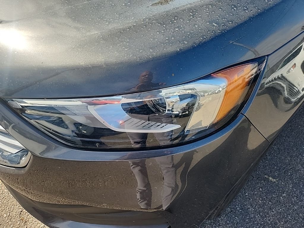 Used 2020 Gray Ford SE image 5