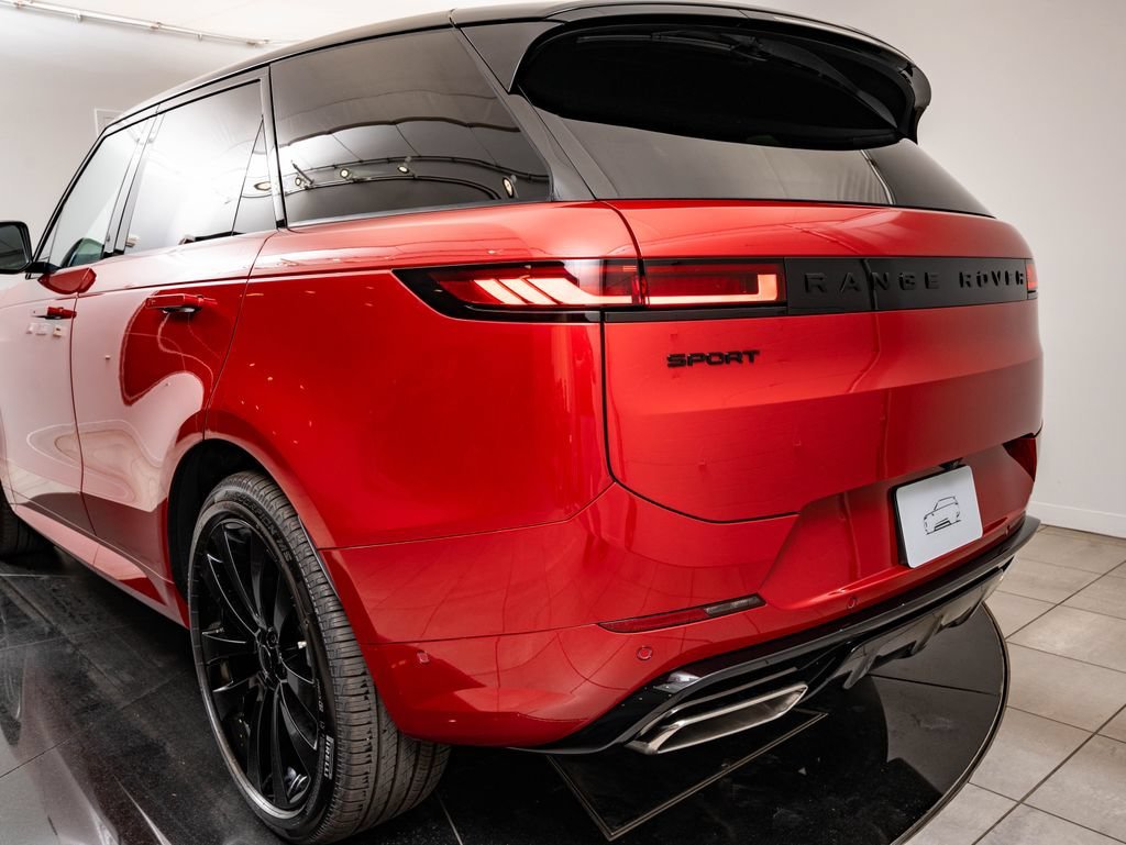 New 2026 Firenze Red Land Rover Dynamic SE image 19