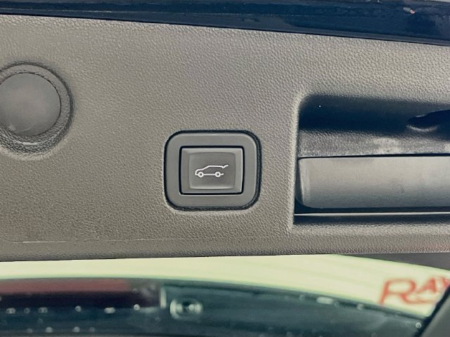 2024 Chevrolet Equinox Premier - Photo 29