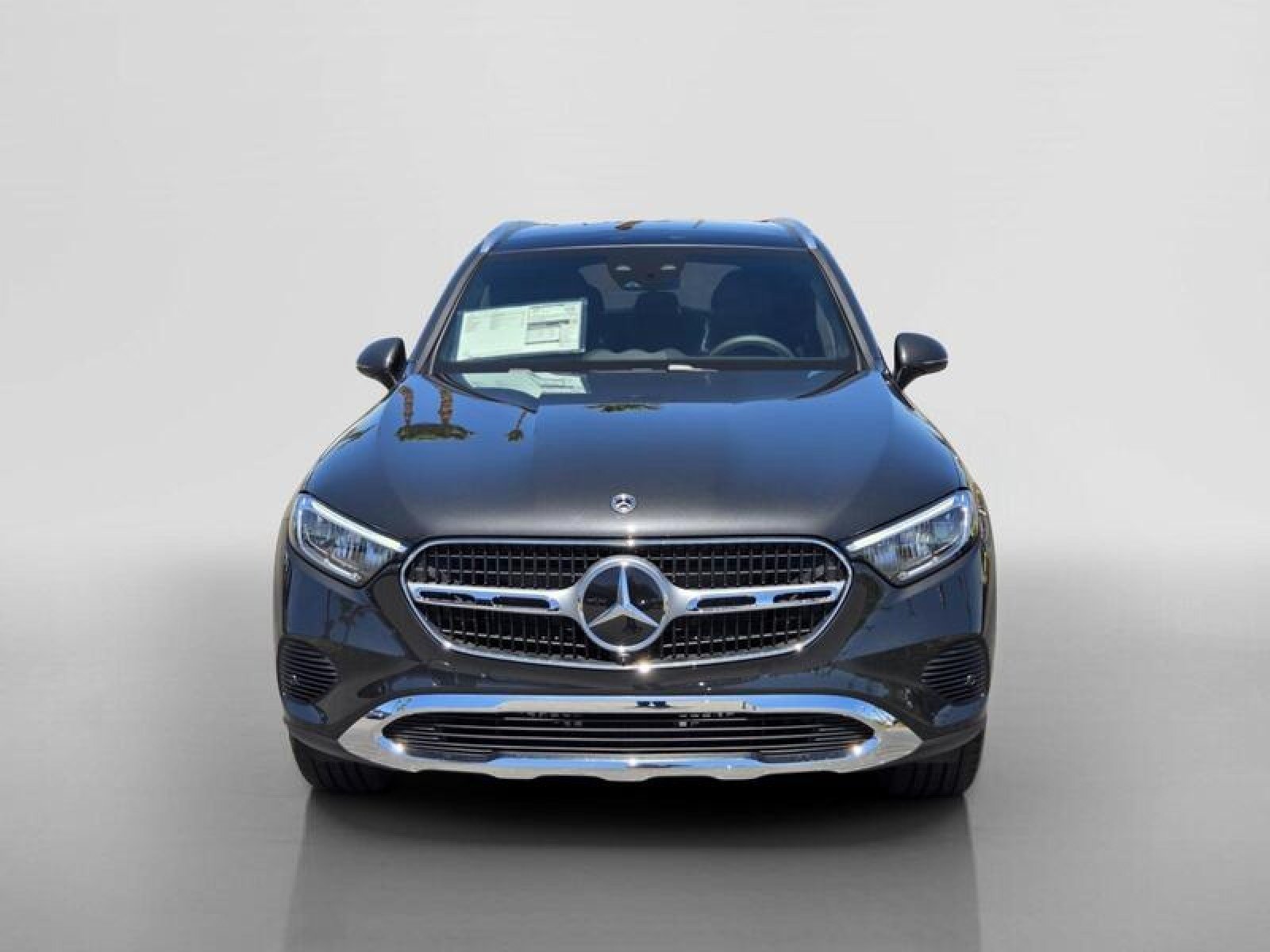 New 2026 Graphite Grey Metallic Mercedes-Benz GLC 300 SUV image 9