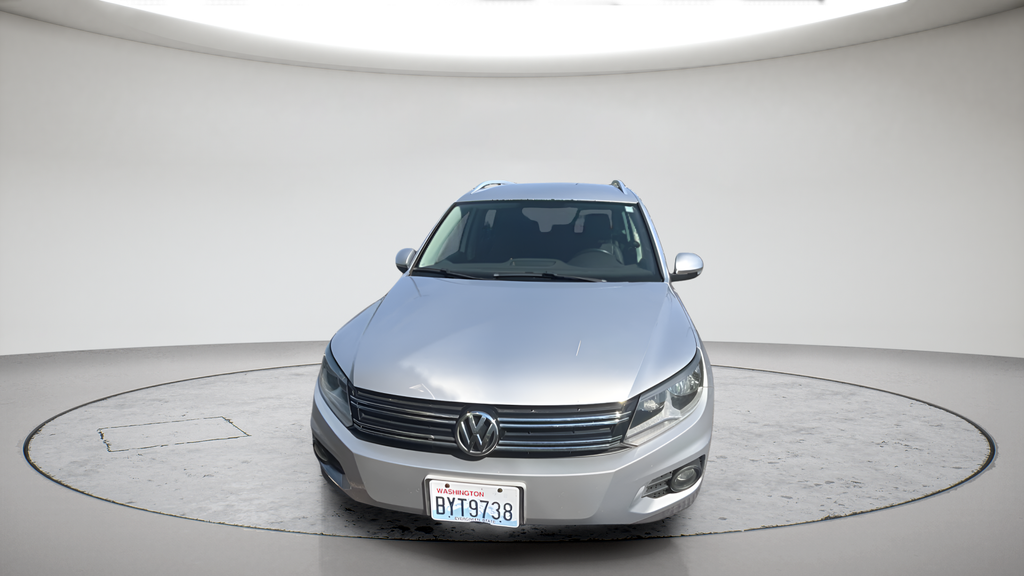 Used 2012 Silver Volkswagen SE image 8