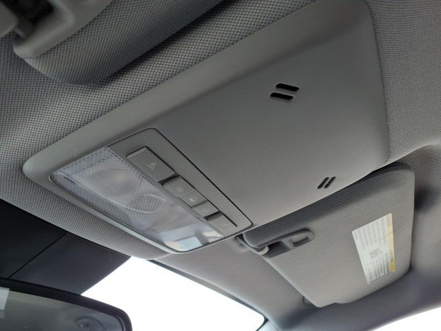 Used 2020 SUMMIT WHITE Chevrolet LS image 23