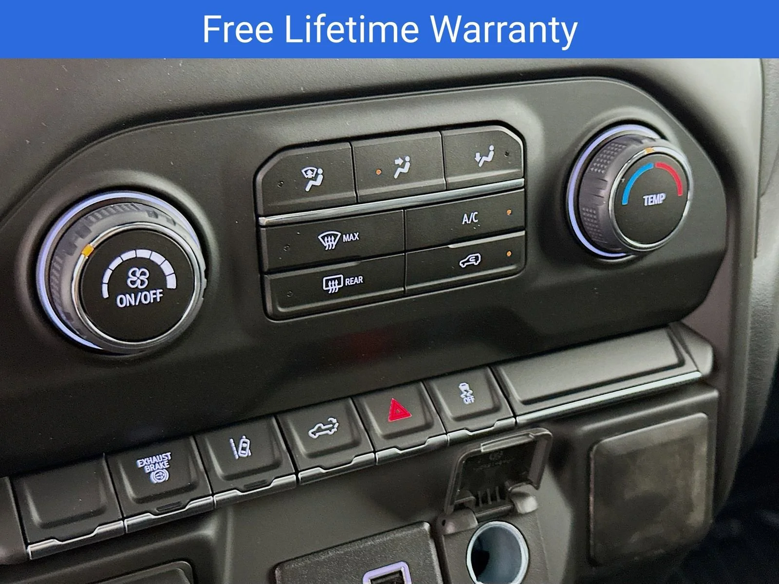 New 2026 Summit White Chevrolet WT image 17