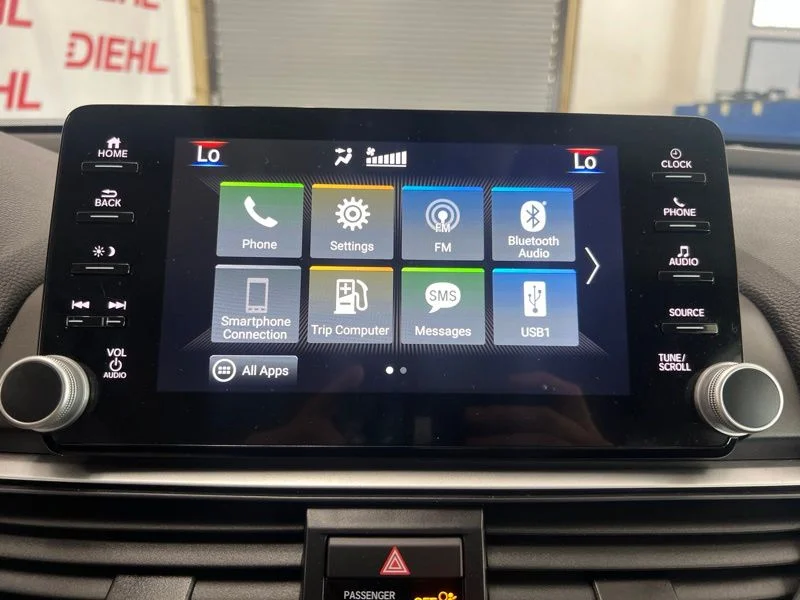 Used 2022  Honda LX image 26