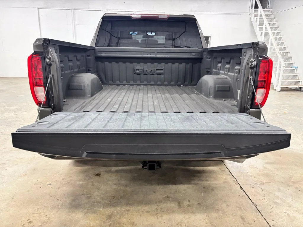 Used 2020  GMC Elevation image 26