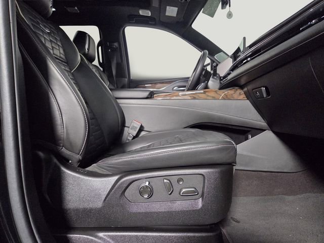 Used 2023 Black Raven Cadillac Sport Platinum image 14