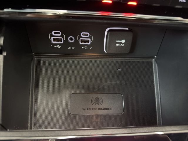 Used 2025 Gray Jeep Altitude X image 21