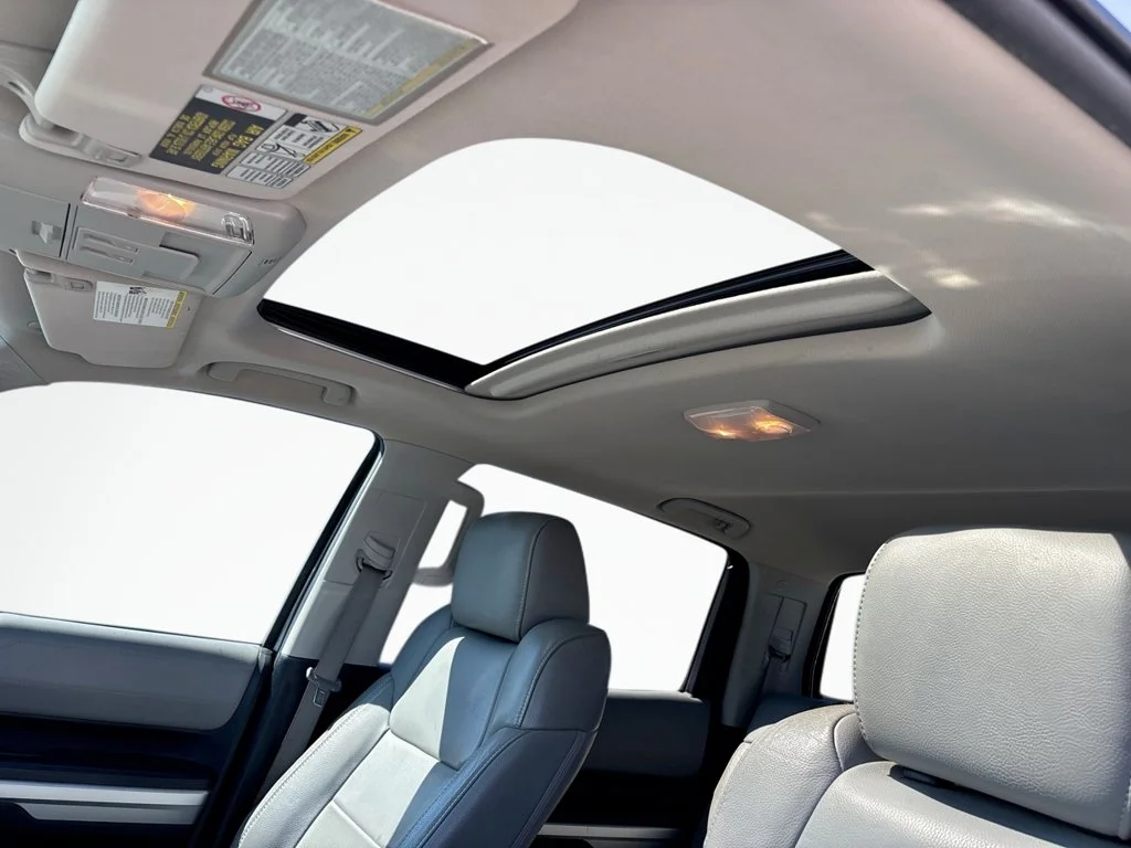 Used 2015 Silver Sky Metallic Toyota Limited image 28