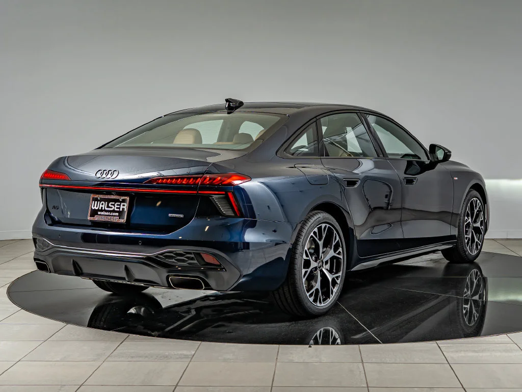 2026 Audi A6 Premium Plus - Photo 5