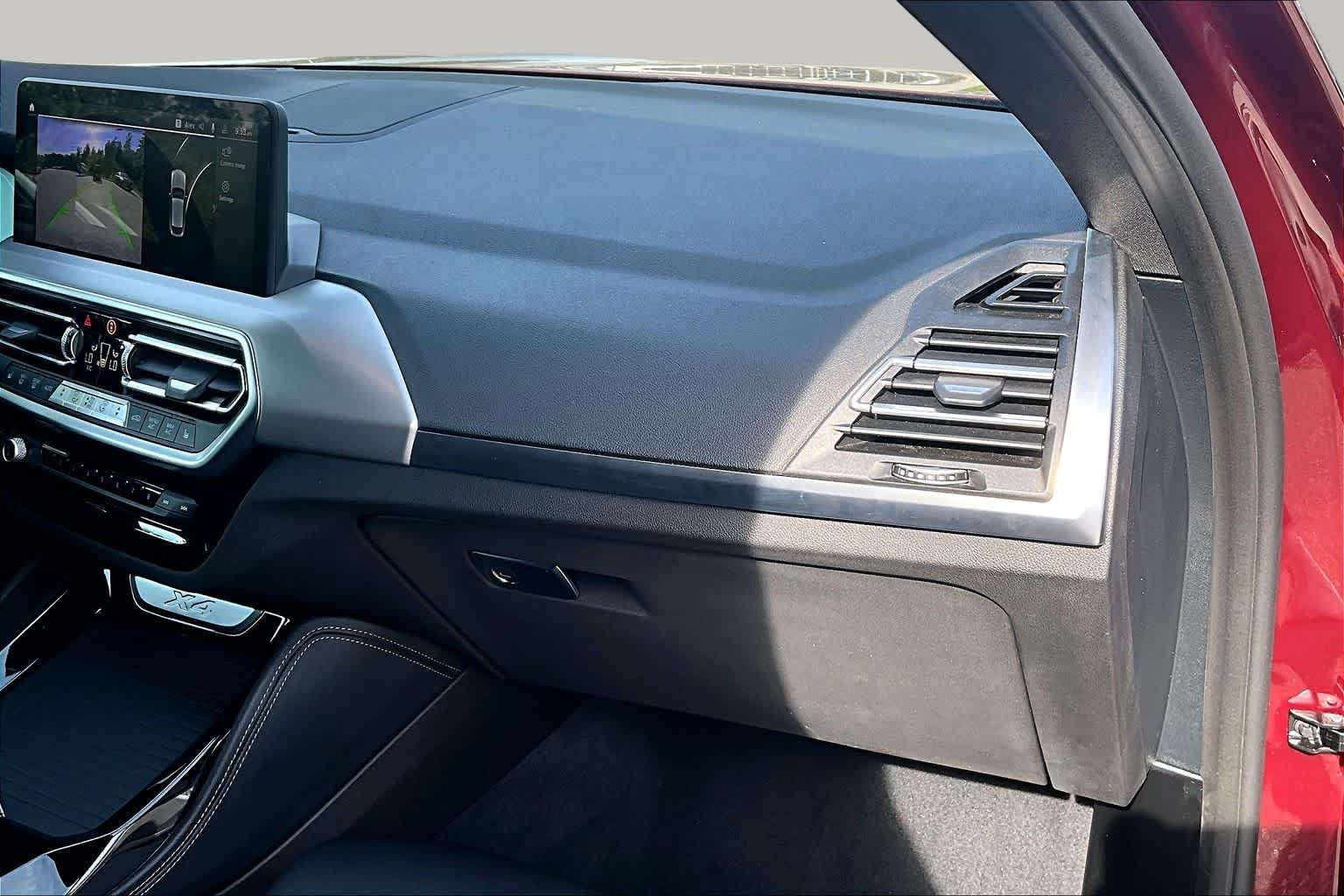 2025 BMW X4 30i - Photo 18
