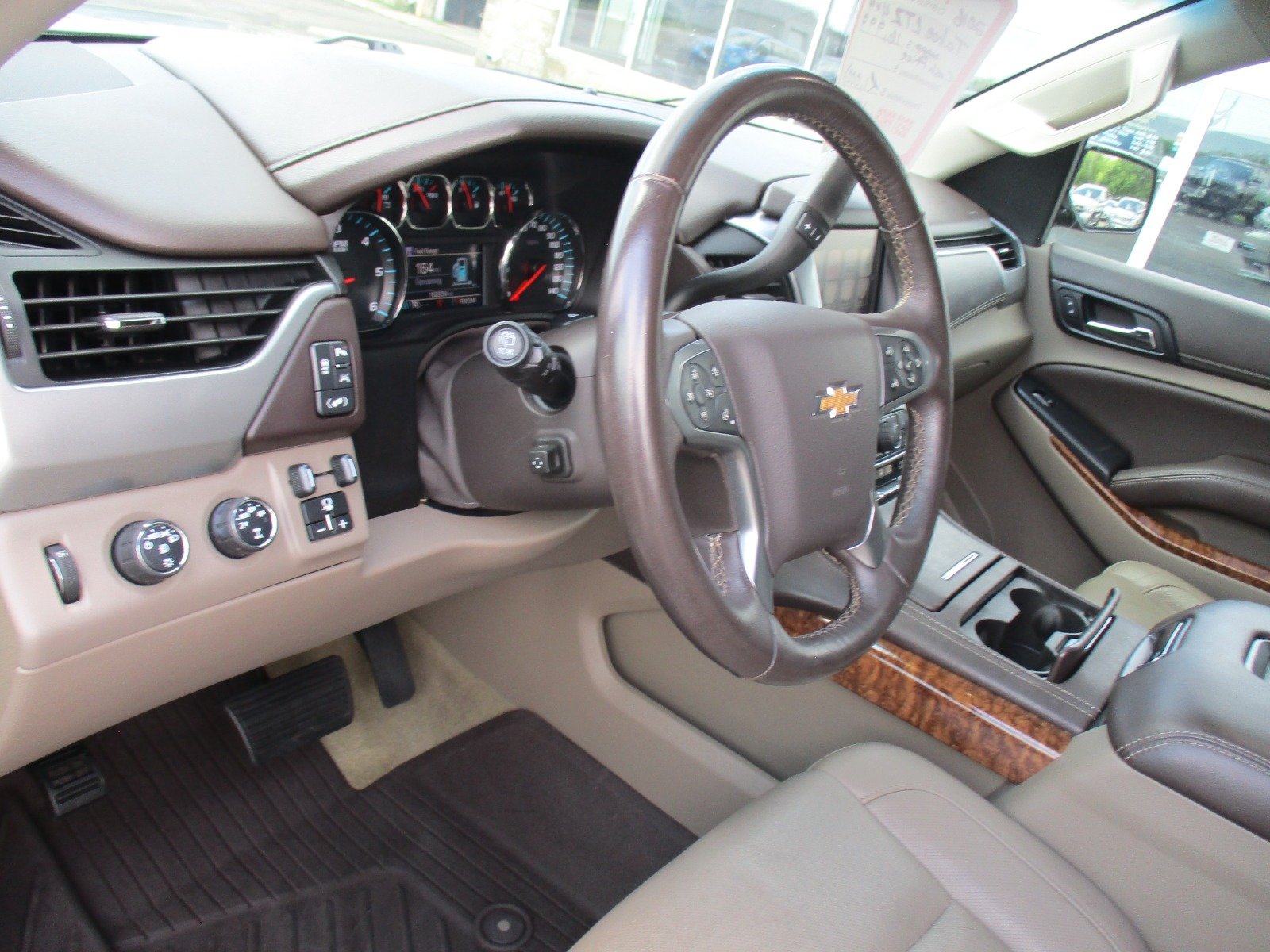 Used 2016 GOLD Chevrolet Ltz image 11