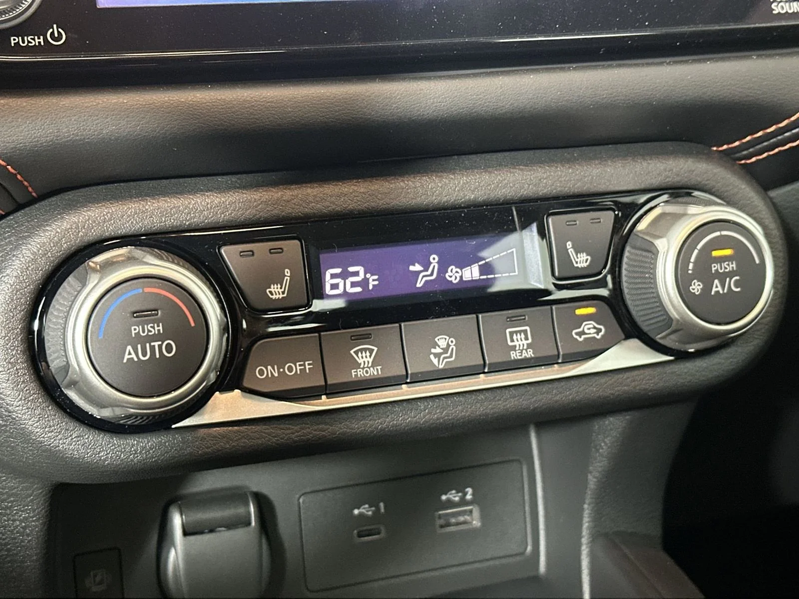 2025 Nissan Versa Sedan SR - Photo 19